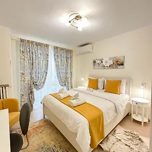Sunrise Center Boekarest