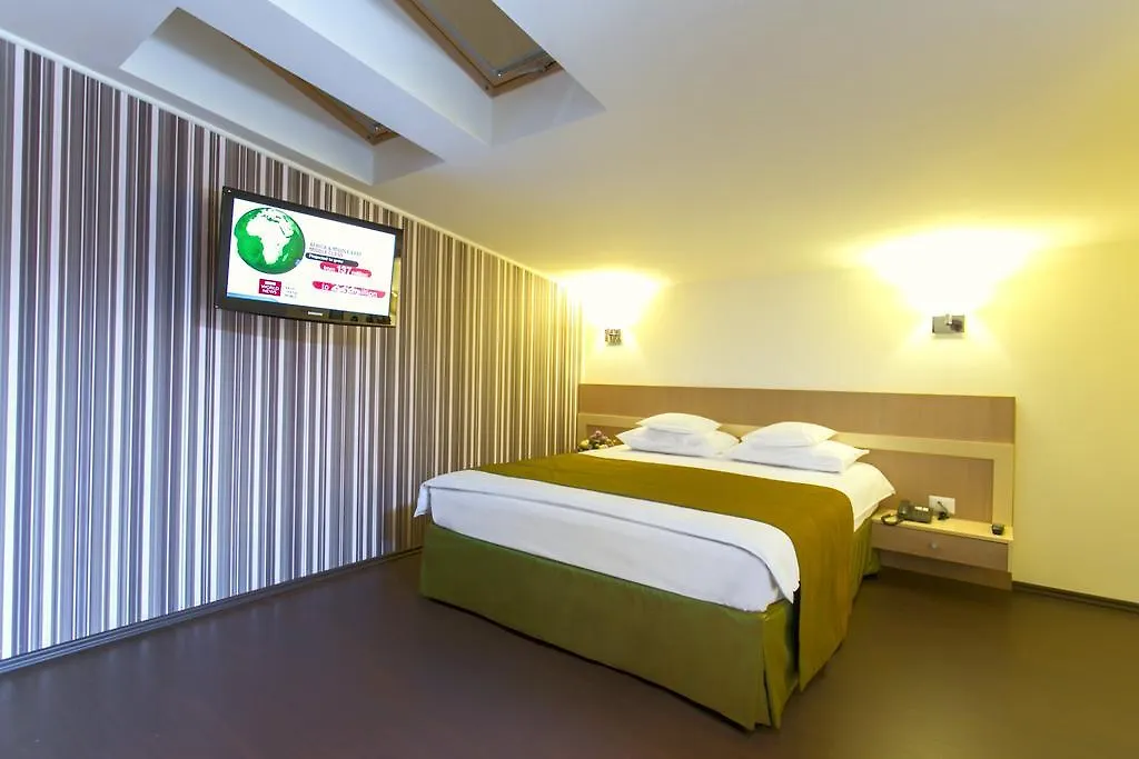 Hotel Trianon Bükreş