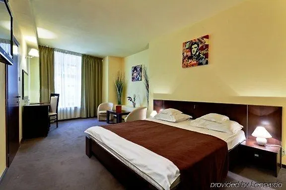 Hotel Trianon Bükreş
