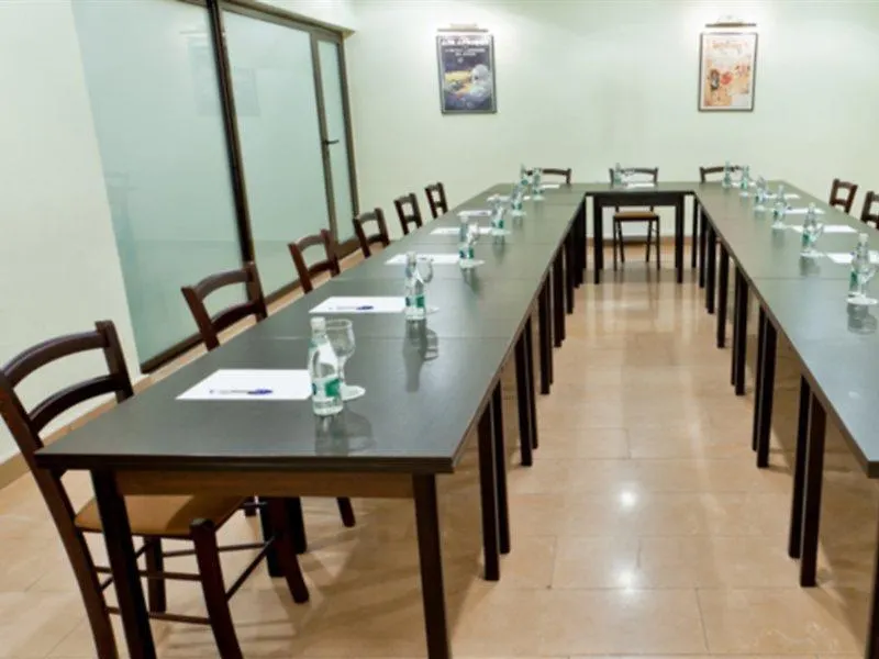 Hotel Trianon Bükreş Romanya
