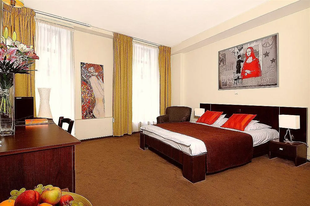 Hotel Trianon Bükreş
