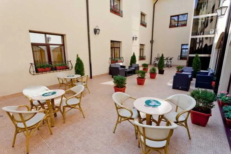 Hotel Trianon Bükreş