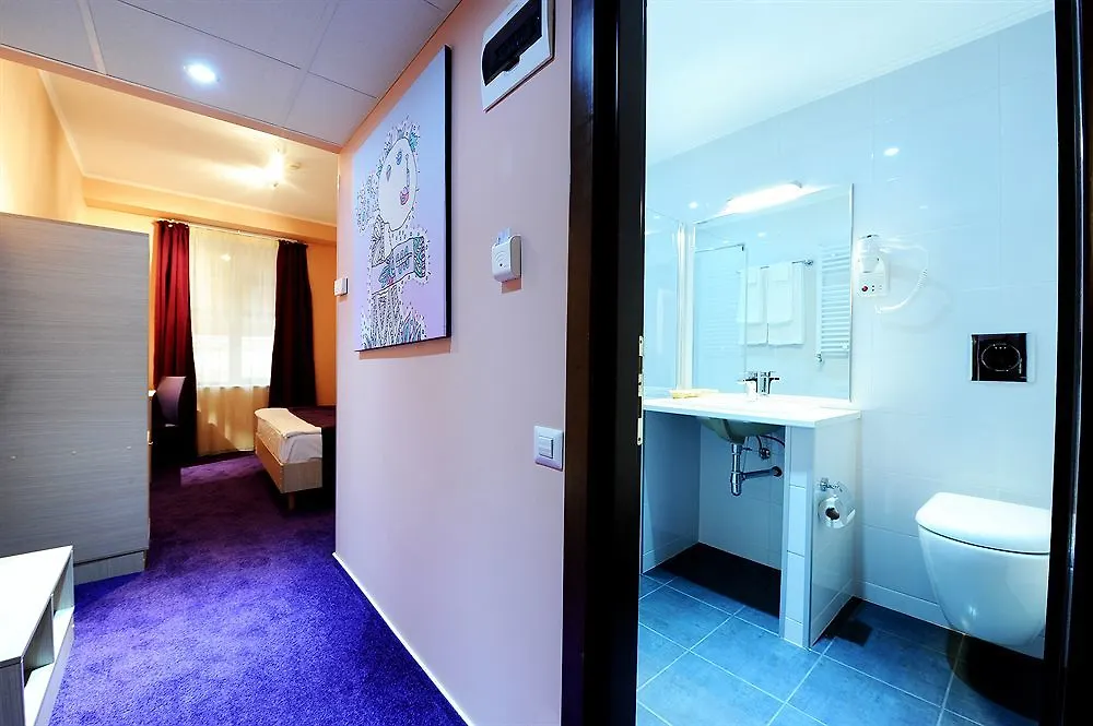 Hotel Trianon Bükreş