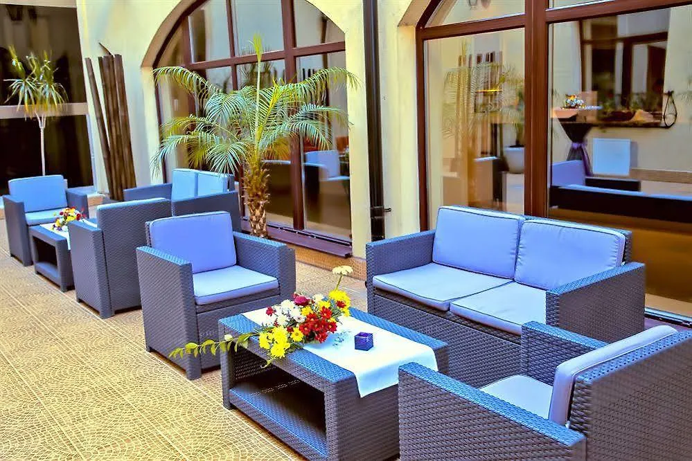 Hotel Trianon Bükreş