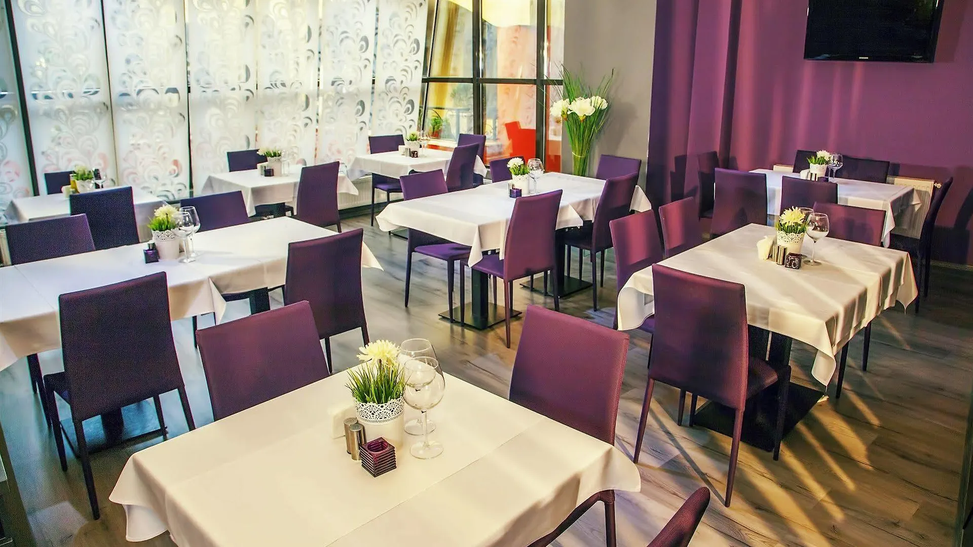 Hotel Trianon Bükreş