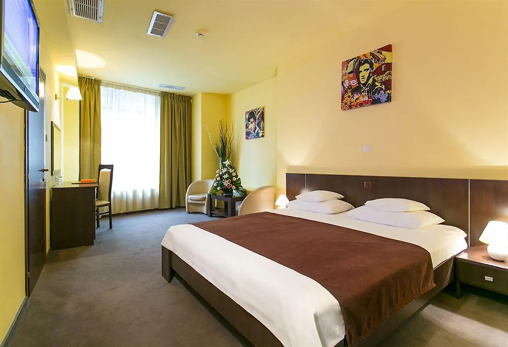Hotel Trianon Bükreş