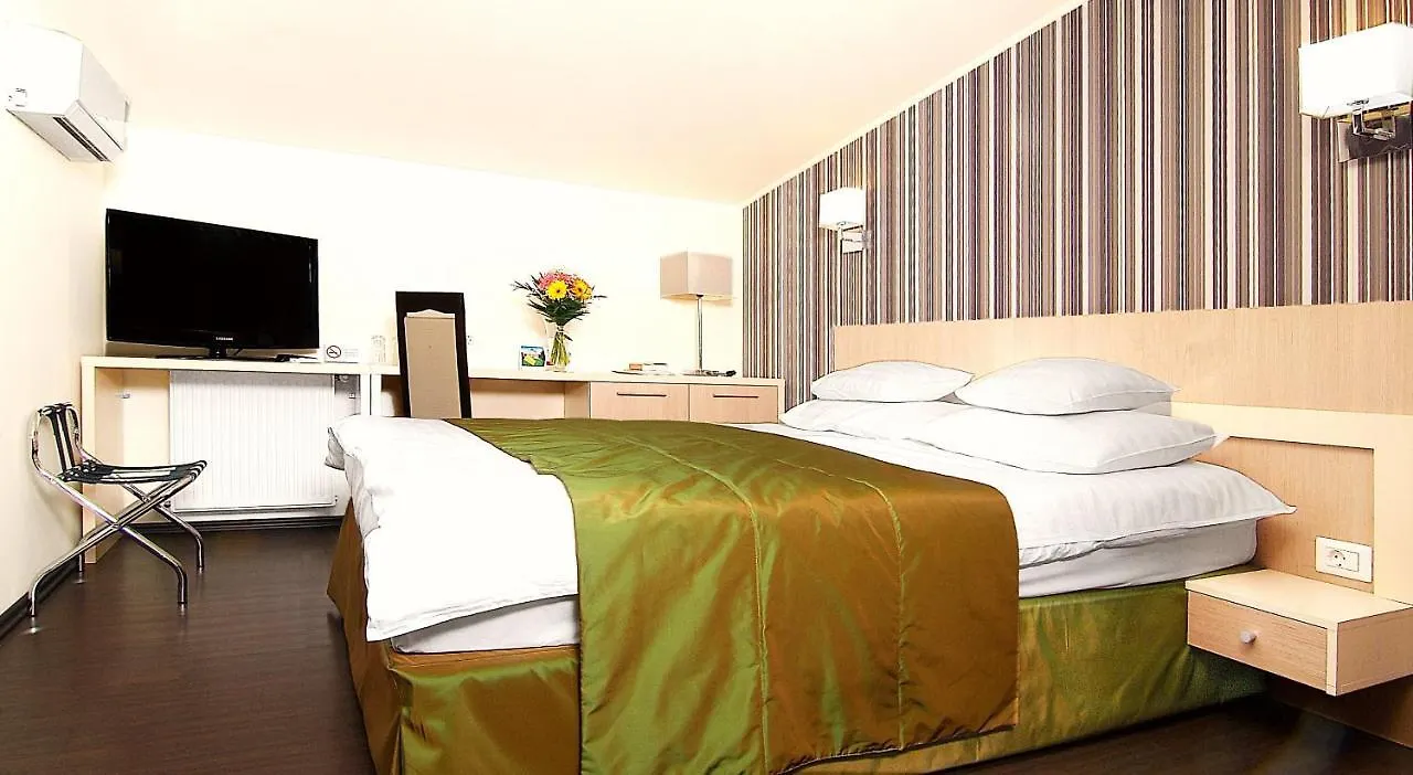 Hotel Trianon Bükreş
